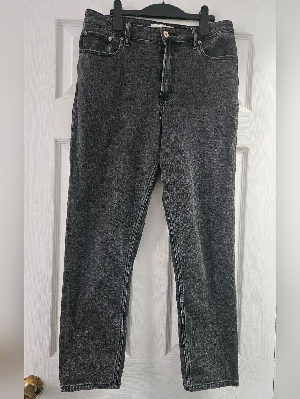 Abercrombie High-rise Mom Jean Acid Wash Black